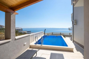 Exclusive Villa Duda with private pool and tavern